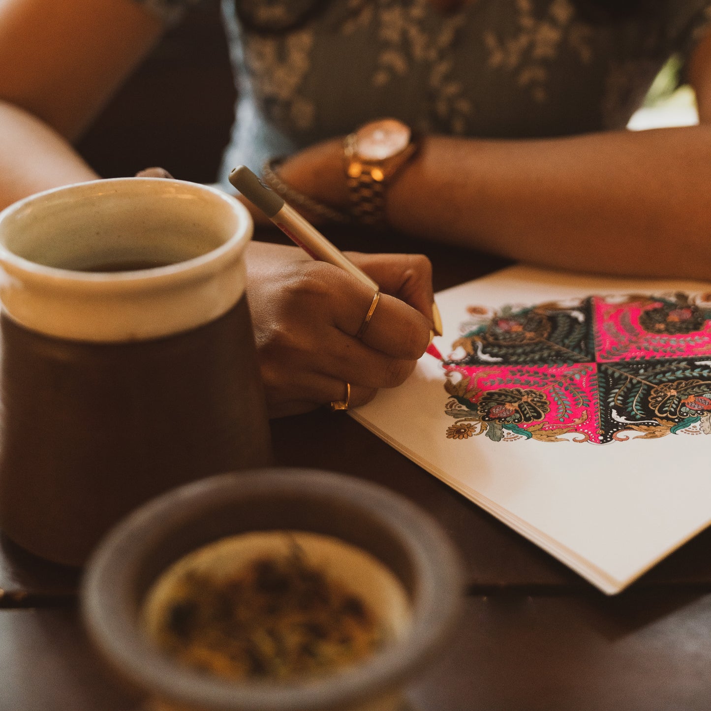 Colouring Book for Adults : Garden of Joy